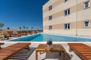 Pool apartment with a view 8 - Image 4