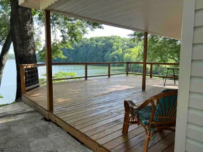 The Water’s Edge at Whites Creek - Image 3