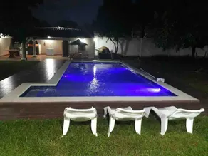 Cheerful fifth with swimming pool and courts - Image 3