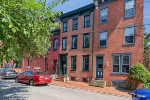 The Winchester, Historic Midtown 3BR/2BA & Parking - Image 3