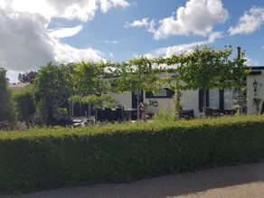 Luxury chalet in Zeeland with beautiful garden and air conditioning - Image 2