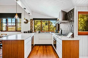 Renovated 1890’s Cottage in the Heart of the City - Image 3