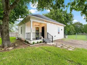 Lindley’s Little Gem-a cozy cottage close to the Silos - Image 2