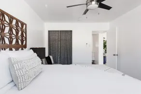 Chic Hideaway with Panoramic Views- Full Kitchen - Image 2