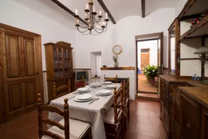 Casa Besana är en gammal bondgård renoverad i La Mancha toledana. - Image 4