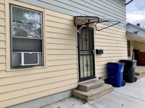 Ohio City 2nd Fl Apt With Free Off Street Parking - Image 3