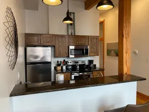 Downtown Lynchburg Loft Getaway - Image 5