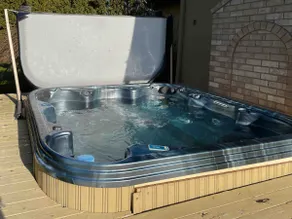 Dream home w/ Pool + Hot tub + Pool table + AC - Image 2