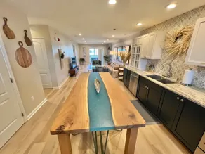 Sand & Surf Condo with Pool - Image 5