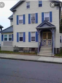 Spacious 3 bdrm apartment 1st Fl - Image 2