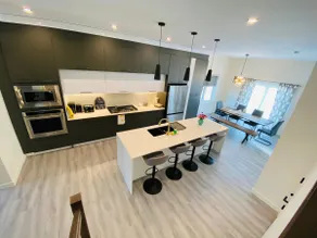 Sleek New 3 BR House - AC, Garage & 50 St Link - Image 3