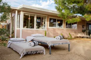 Vintage Bunny Den/Tiny House/Spa/Joshua Tree/Stars - Image 4