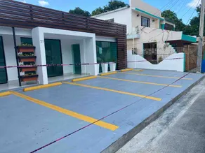 2F 1 Bed •A/C •Free Parking •Free Wifi•Easy Access - Image 4