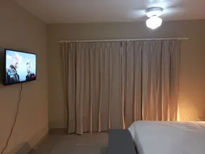 Lovely 2-Bedroom Rental Unit with Patio - Image 4