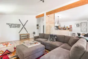 Family getaway and retreat at The Red Door. - Image 2