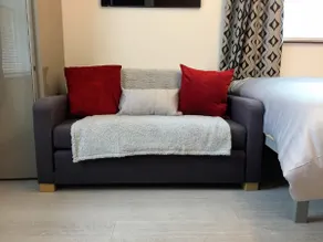Spacious Apartment! Close2Piccadilly! Wifi&Parking - Image 5