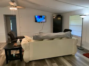 Ruby's Place - Image 4