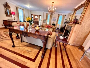 Cheerful 3 bedroom home in historical district - Image 4