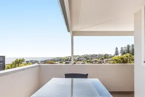 The View at Seascape - Image 5