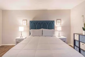 💚The Pecan 🧡Junior Suite Central McAllen Fast WiFi - Image 3