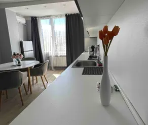 Rose's apt - South prk, Free Parking, Refurbished - Image 4