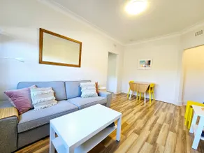 Bondi Beach quiet renovated 1 bed apt - Image 2