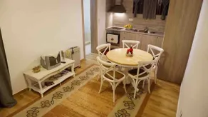 Coco & Michel House - Image 4
