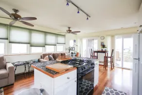 Lux Island Home: Ocean View & Serenity Escape - Image 5