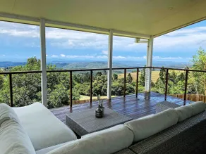 Hilltop Heritage cottage Panoramic coastal views - Image 3