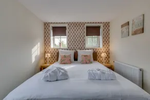 Luxury Vacation Home 3 with Beautiful Views - Image 2
