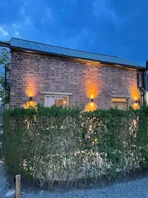 Renovated cottage with views of Bredon Hill - Image 4