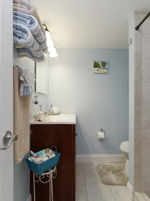 Cozy Private Suite with City Charm & Parking! - Image 3