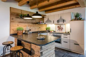Fantastic \"Sonntagshorn\" vacation apartment on the Fasanenhöhe horse farm - Image 2