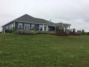 3 bedroom home/attached fully equipped in-lawsuit - Image 3