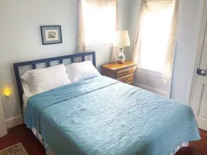 The Flat above Horn O Plenty Freshtaurant - Image 4