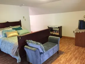 Charming 2B Guest House in Farm Setting - Image 4