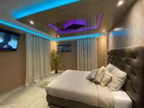 Lovely apartment with a hot tub and sauna - Image 4