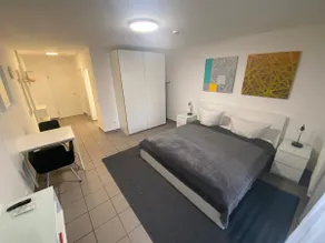 Apartment + balcony near Audi/downtown/Westpark W01 - Image 2