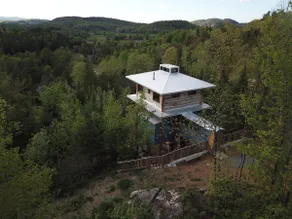 The Wakefield Treehouse - Image 3