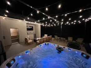 Private Pool, Sauna, Hot Tubs, Views - Image 3