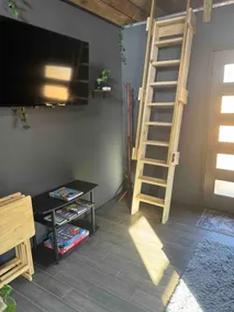 Loft Cabin *HotTub* WiFi*Firepit*Deck - Image 5