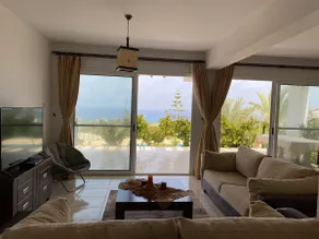 Spacious,Charming Garden Apartment at Sunset bay - Image 5