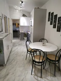 Georgias Beach Villa 2 - Image 3