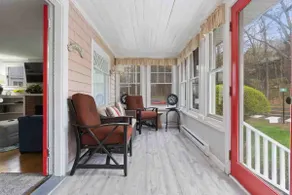 Cute and Cozy Cape in the Heart of Ogunquit Center - Image 5