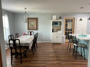 City Center Home, Comfortable & Cozy 3Bed/ 2Bath - Image 3