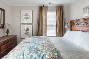 The Bungalow at Purple Martin Greenway - Image 2
