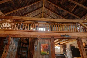 Converted Vermont Barn on 6.5 acres with hot tub - Image 5