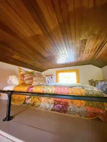 Hidden Gem Cottage — cozy escape to play or WFH - Image 4