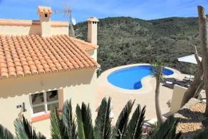 Beautiful villa with stunning sea views - Image 5