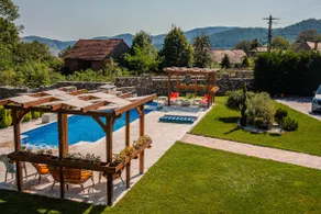 Relax in Transylvania at Villa Izvoarele - Image 4